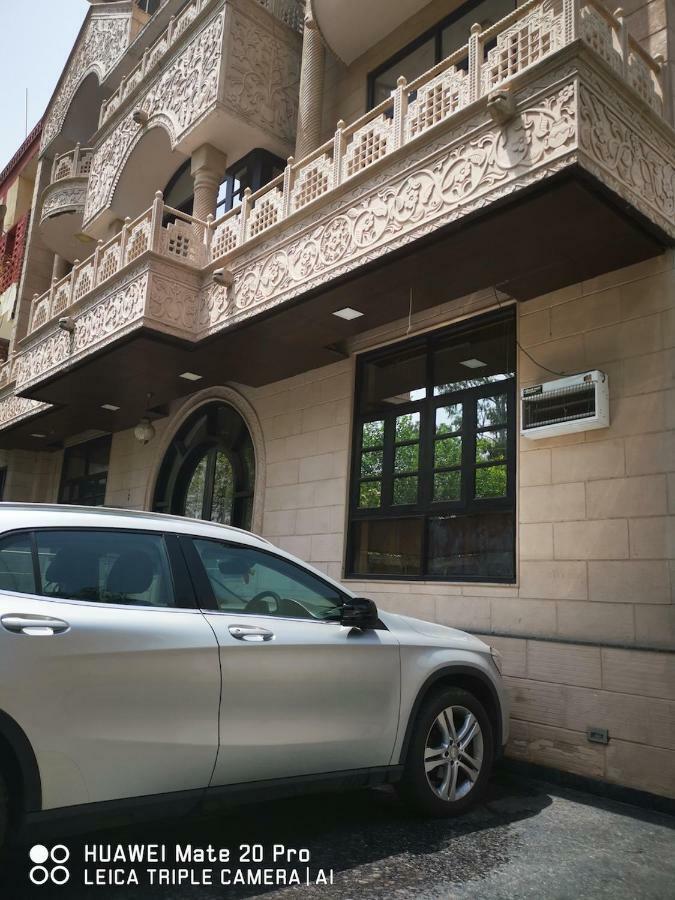 Hotel Pk Residency Нойда Екстер'єр фото